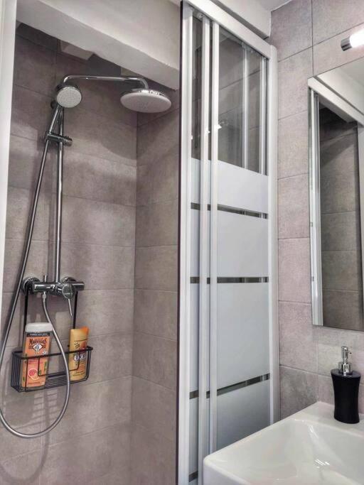 Au P'Tit Lagny - Rue Pietonne Apartment Bagian luar foto